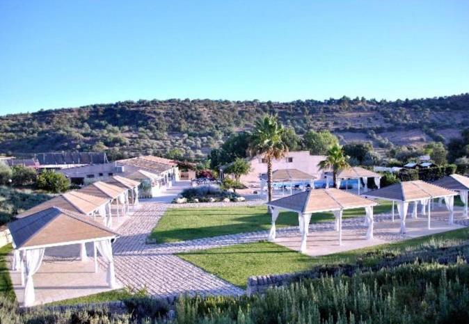 Agriturismo La Fiumara Villa Noto Bagian luar foto